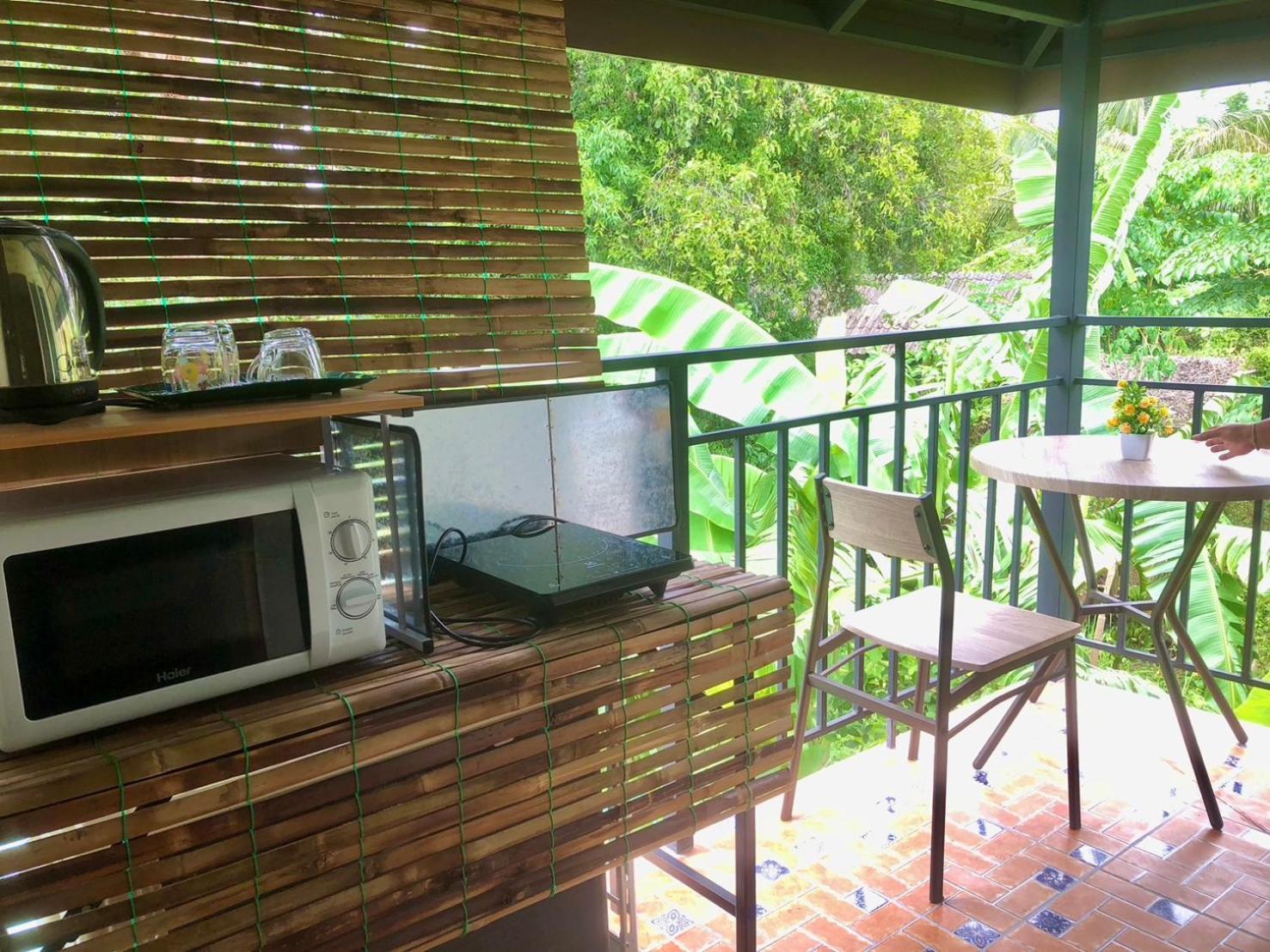 Хостел Blockhouse Samui Маенам Экстерьер фото