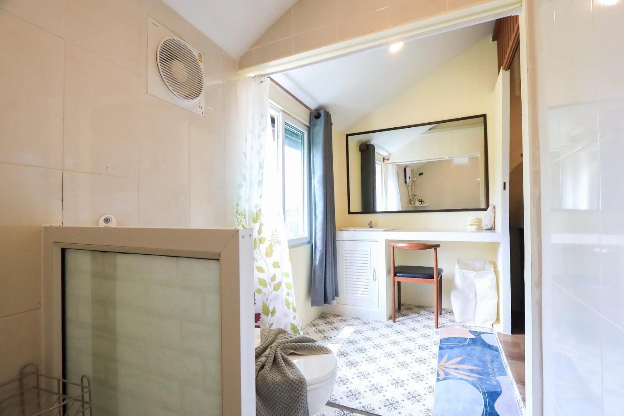 Хостел Blockhouse Samui Маенам Экстерьер фото